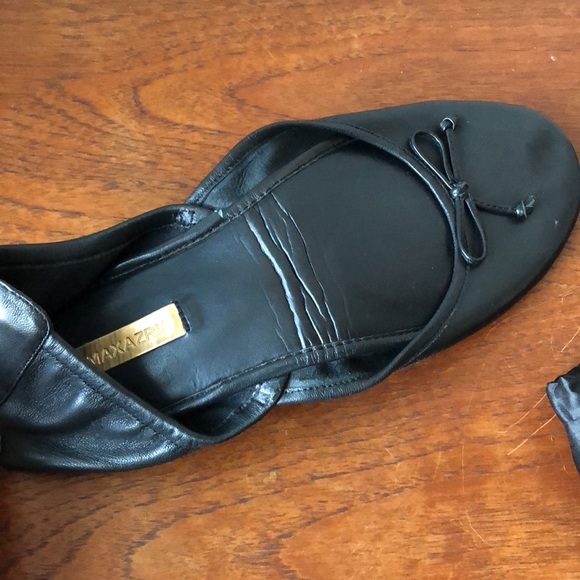 BCBG Foldable Ballet Flats - Picture 2 of 5
